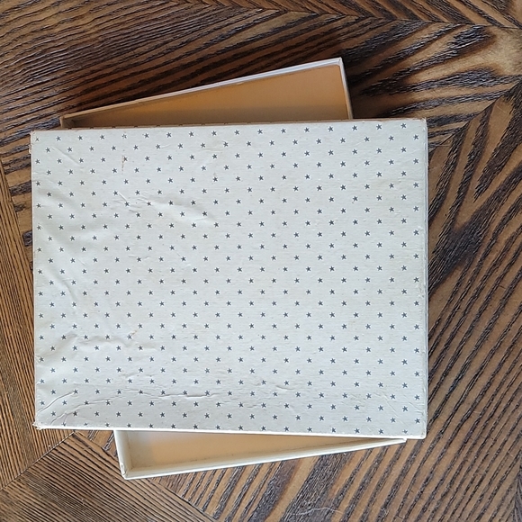 1935 Precious Moments Baby Book - Picture 8 of 8